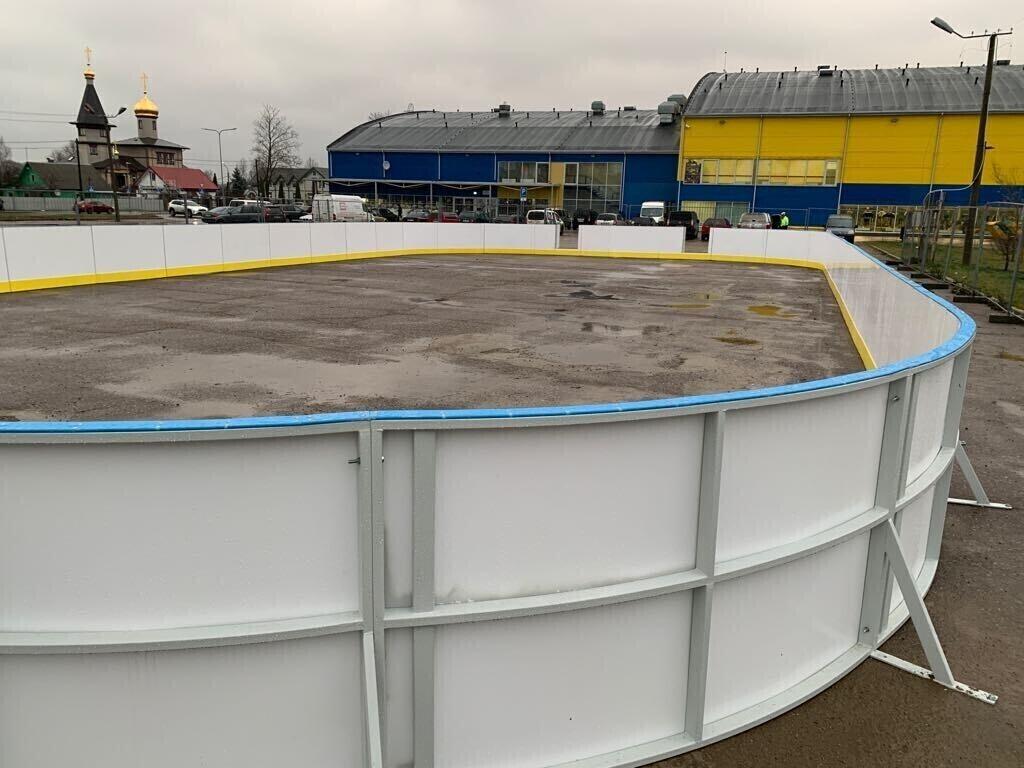 Бесплатный каток в Нарве будет окончательно готов лишь после наступления заморозков.