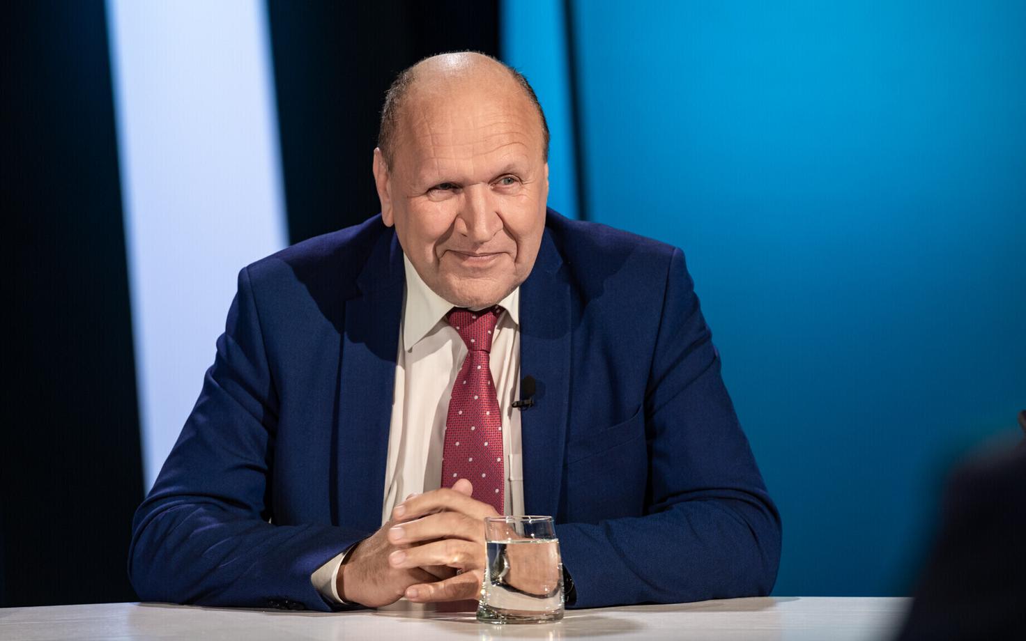 Март Хельме не в первый раз пропустит президентский прием.