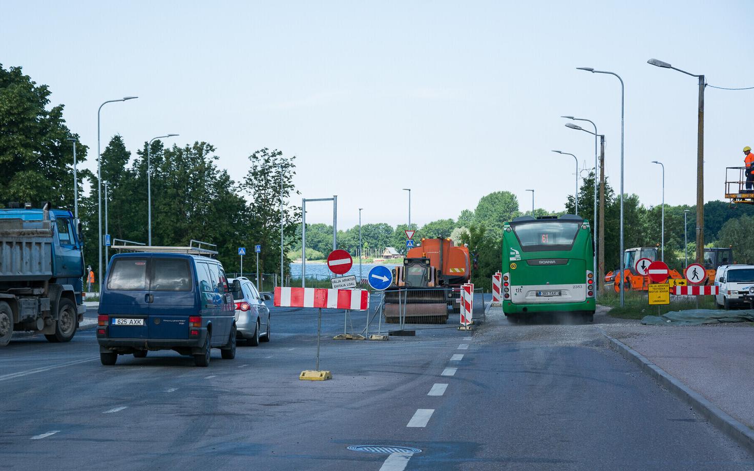 Teetööd Tallinnas Paldiski maanteel.