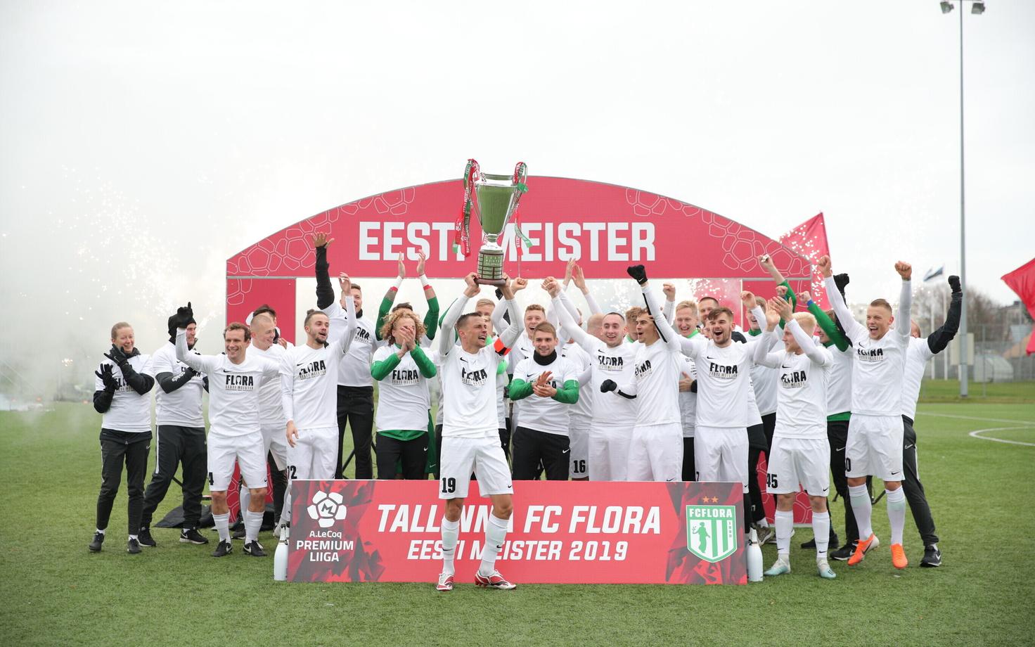 Защищать чемпионский титул будут футболисты