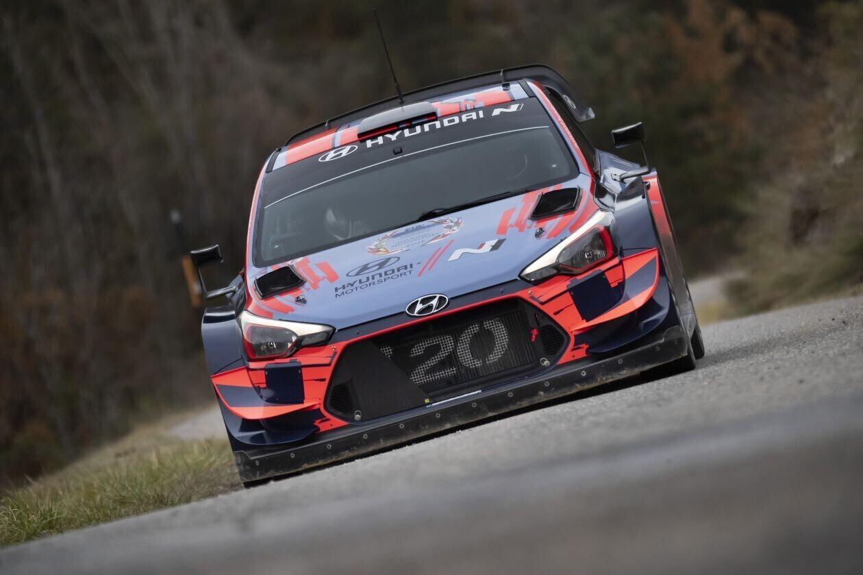 Ott Tänak and Martin Järveoja in the Hyundai i20.
