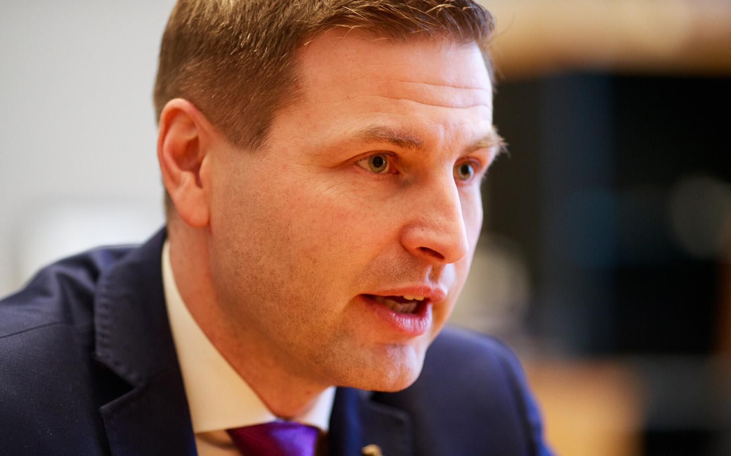 Ханно Певкур.