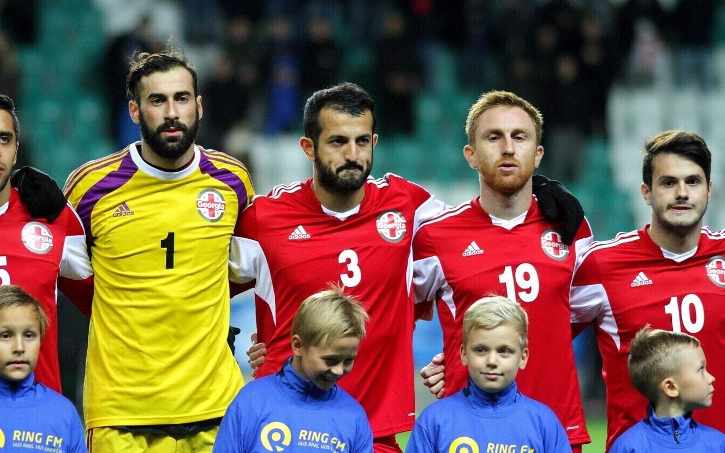 Футболисты сборной Грузии в Таллинне осенью 2015 года.