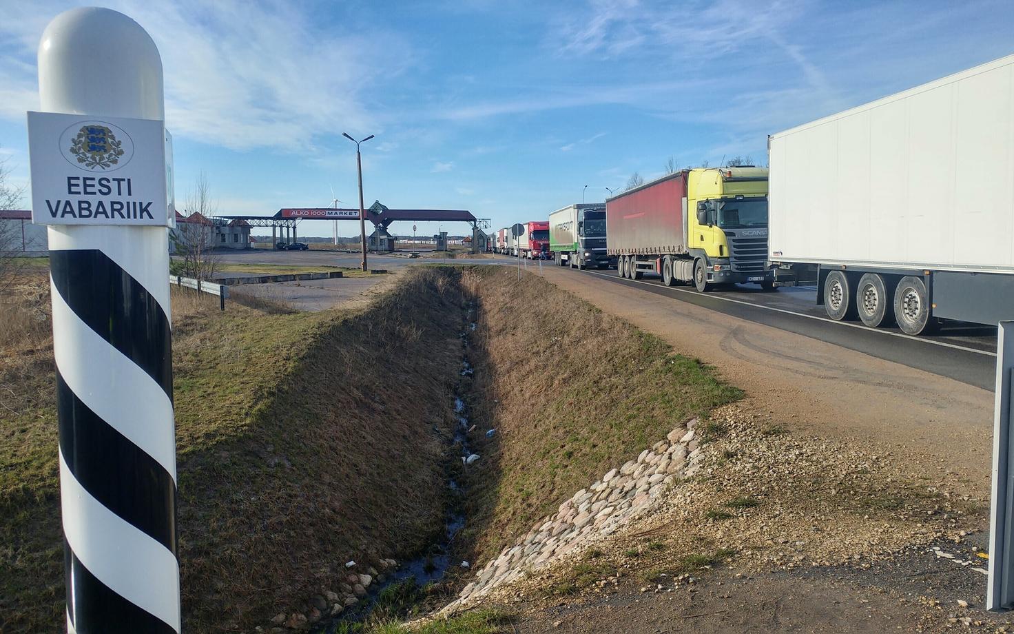 A queue of trucks at the border crossing point at Ikla in South Estonia during the emergency situation.