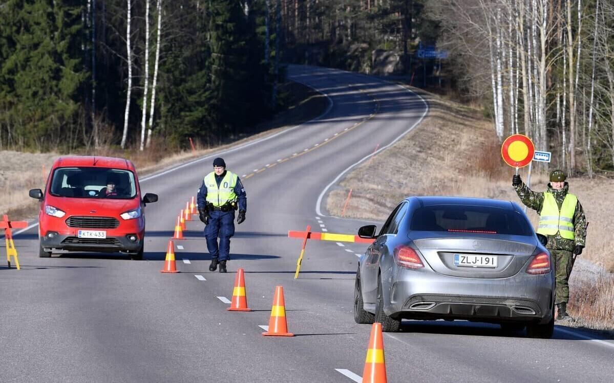 Kontrollpunkt Uusimaa maakonna piiril.