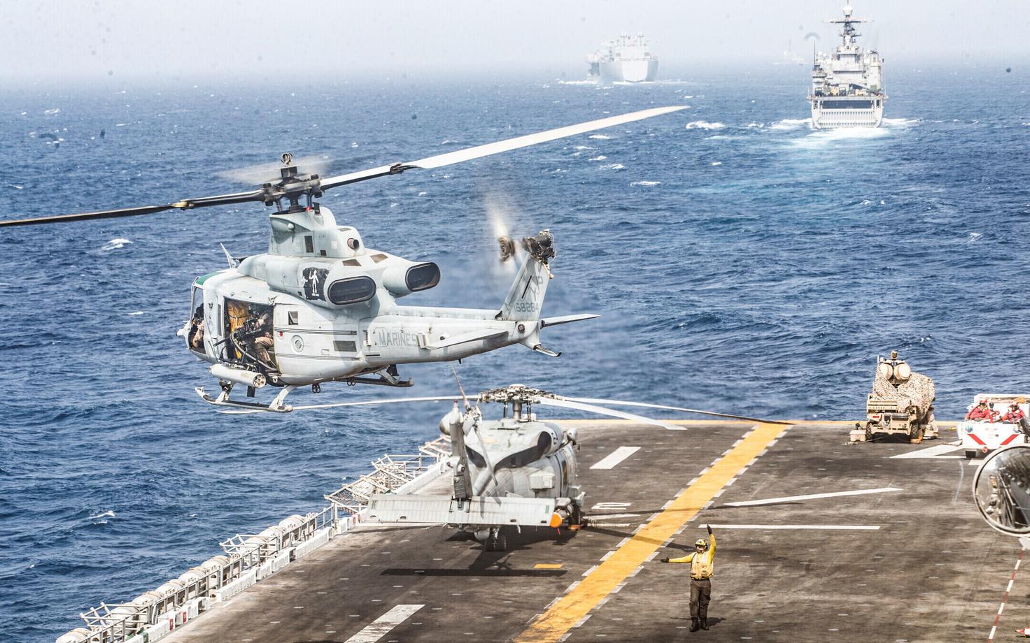 USA mereväe alused Hormuzi väina piirkonnas.