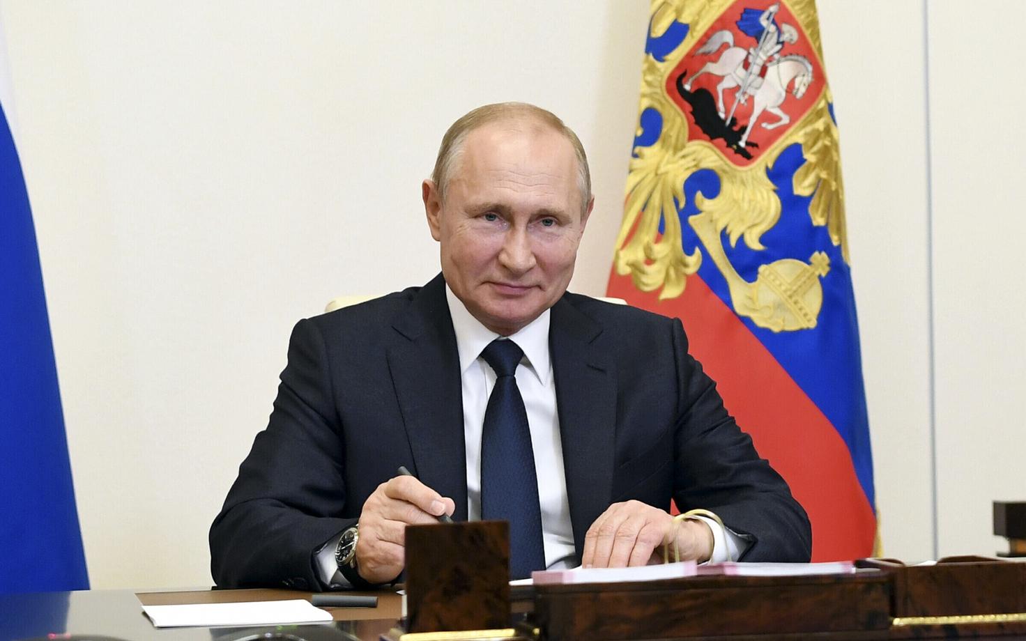 Vladimir Putin esmaspäevasel videokonverentsil.