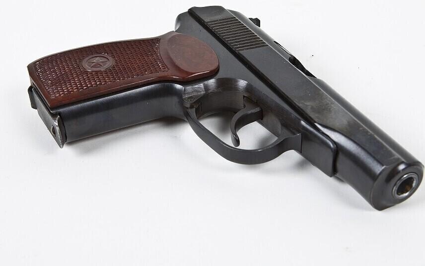 Püstol Makarov.