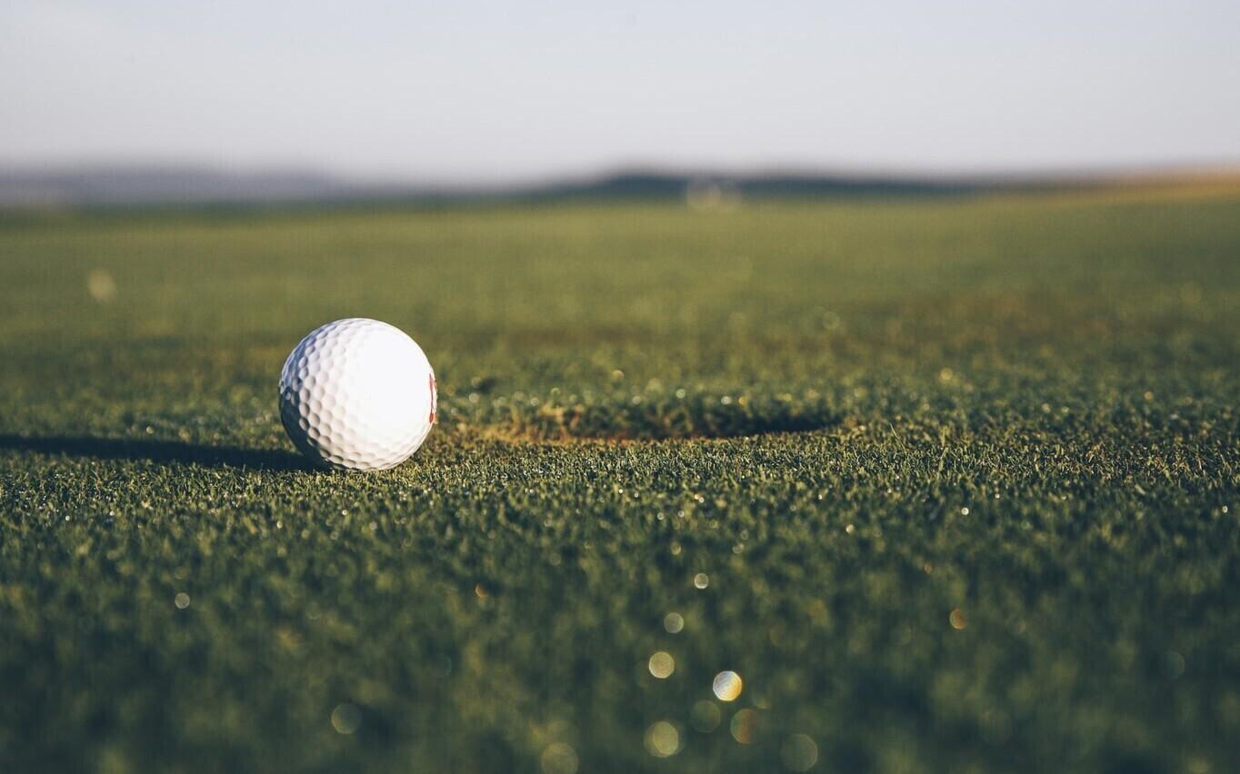 Golf.