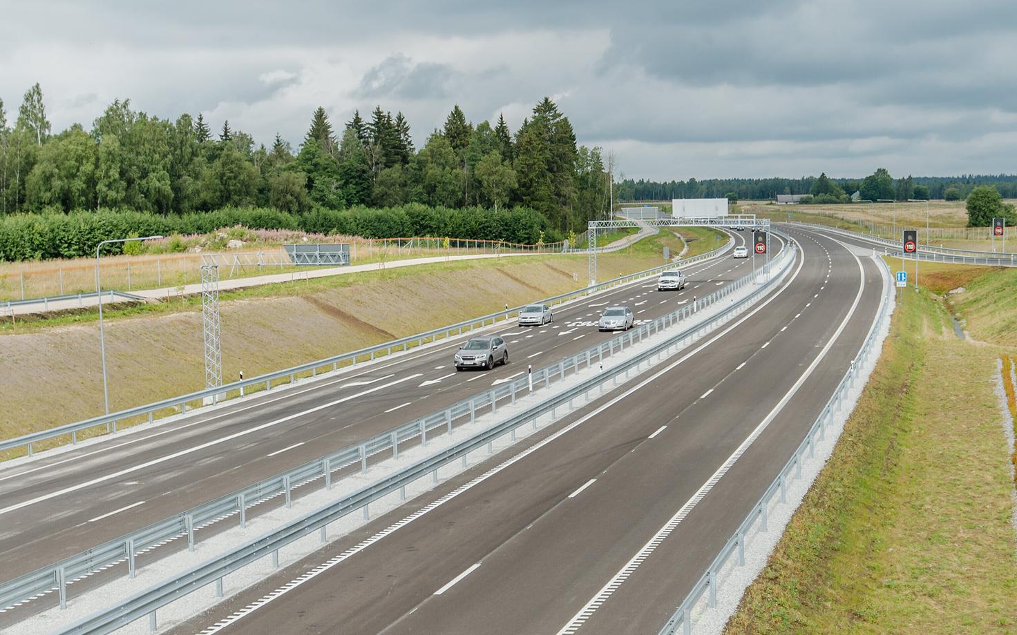Участок дороги Козе-Выыбу на шоссе Таллинн-Тарту.