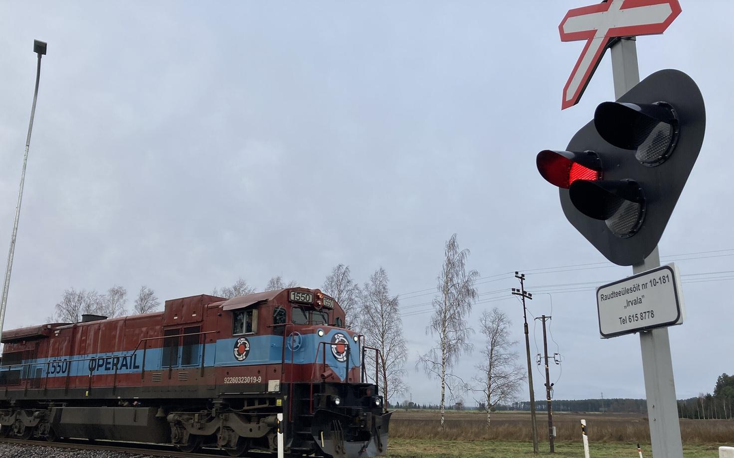 Raudtee ülesõidukoht.