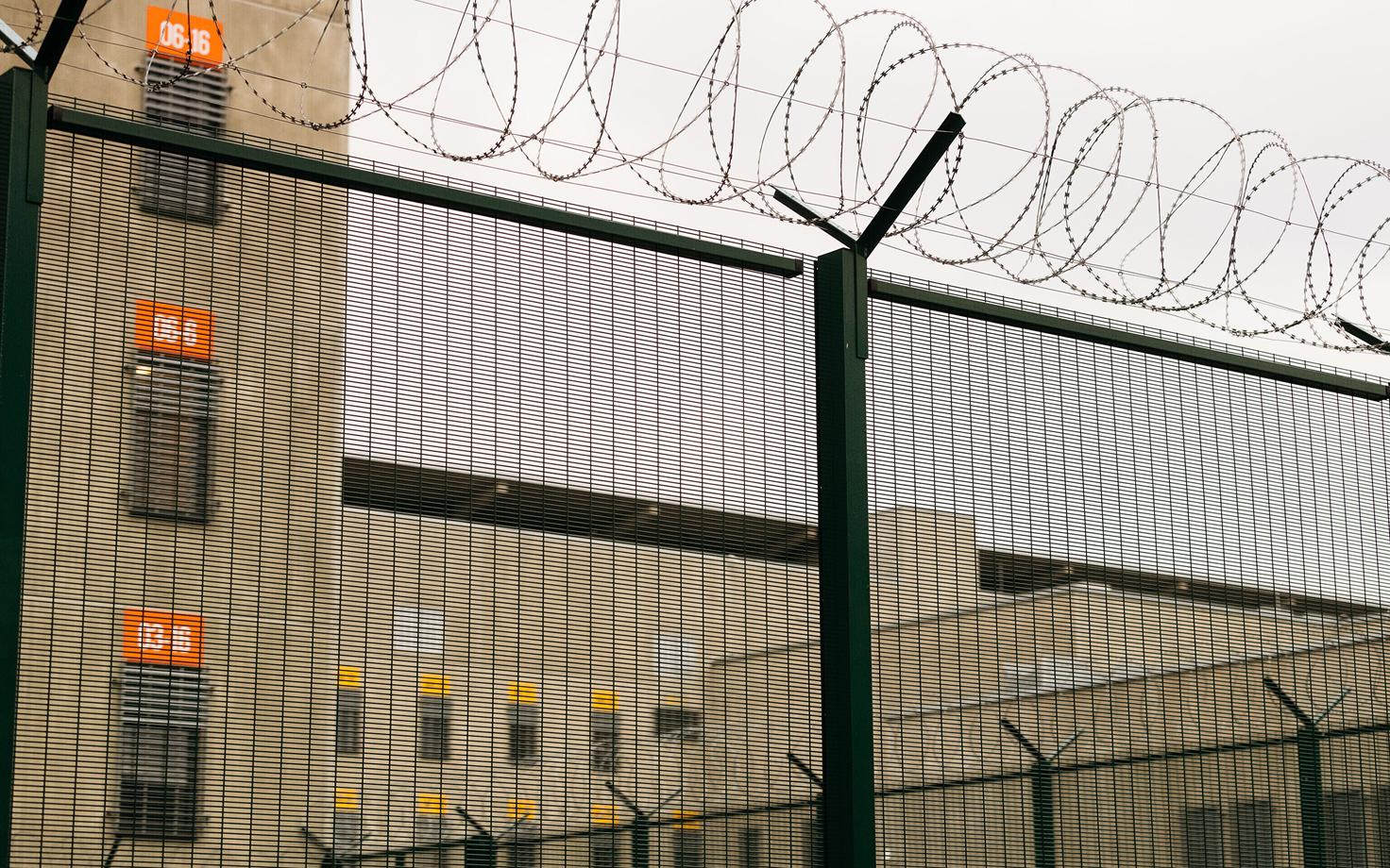 По мнению работающего с педофилами эксперта, лечение в некоторых случаях оказывается эффективнее тюремного заключения.