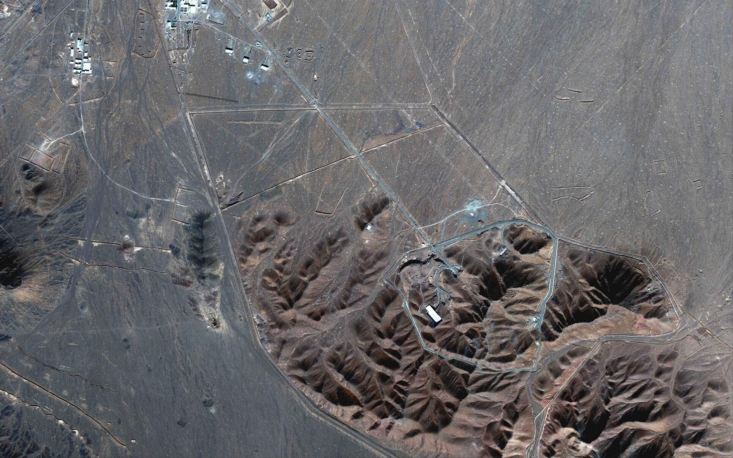 Satelliidifoto Iraani Fordo tuumarajatistest.