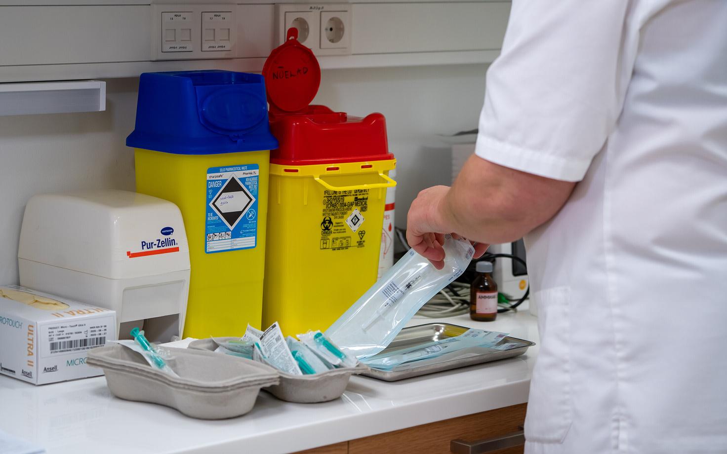 The first COVID-19 vaccines administered at Tartu University Hospital and University Family Doctors' Center.