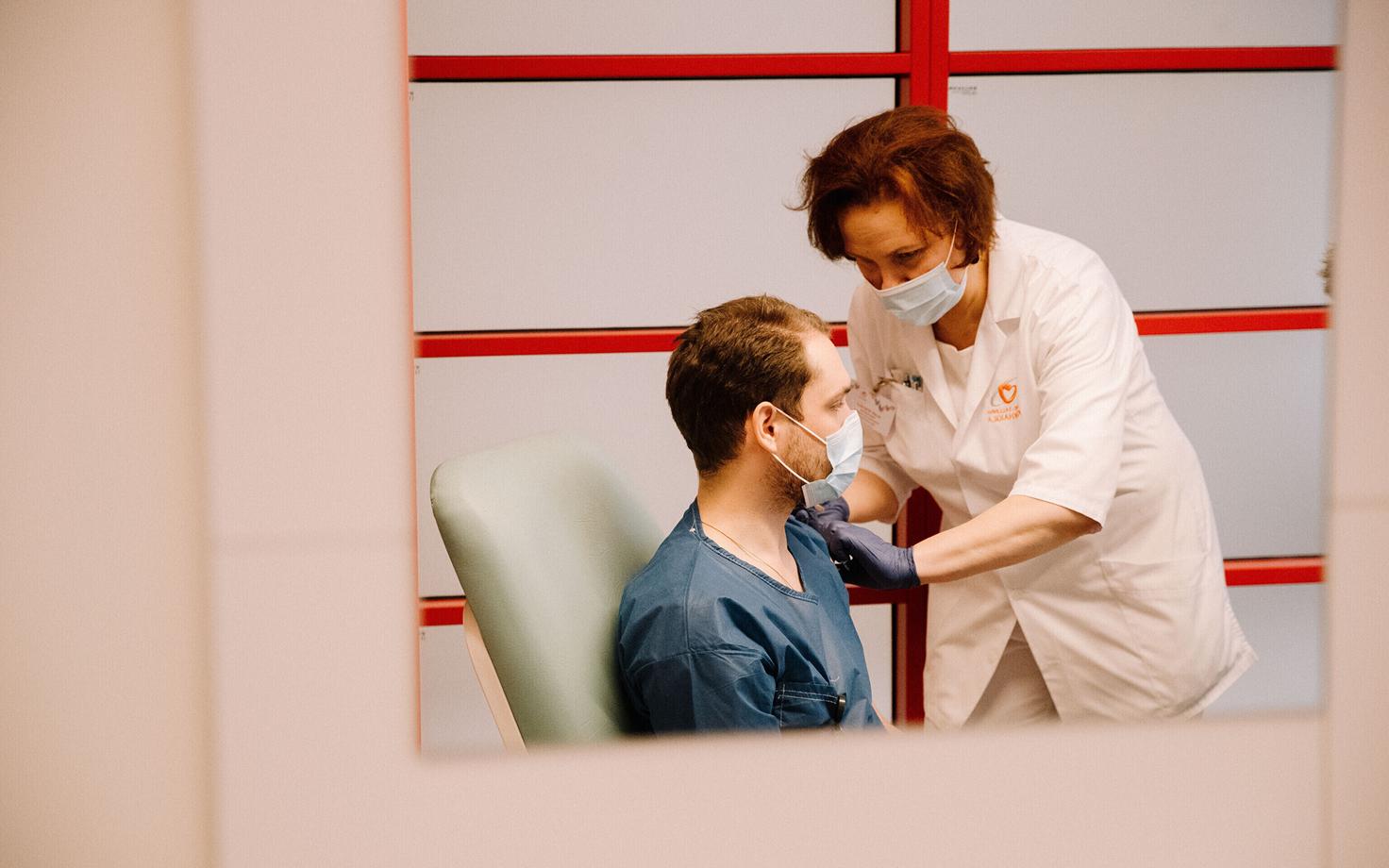 First COVID-19 vaccinations in Tallinn (photo is illustrative).