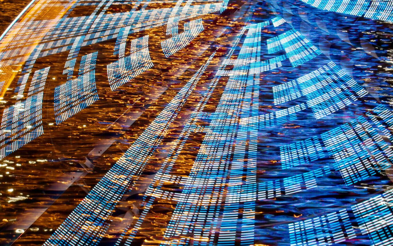 Kui tavalise biti võimalikud väärtused on 0 või 1, siis kvantbitil on võimalikud ka nende väärtuste vahepealsed variandid.