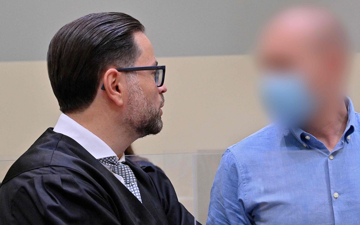 Mark Schmidt ja tema advokaat Juri Goldstein