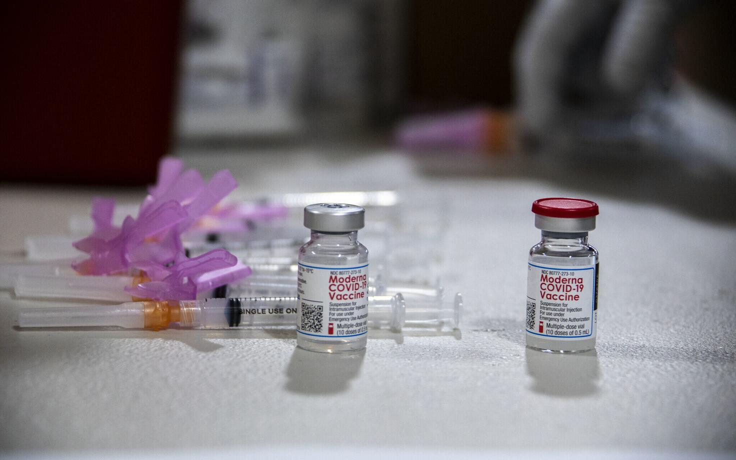 .Moderna vaccine.