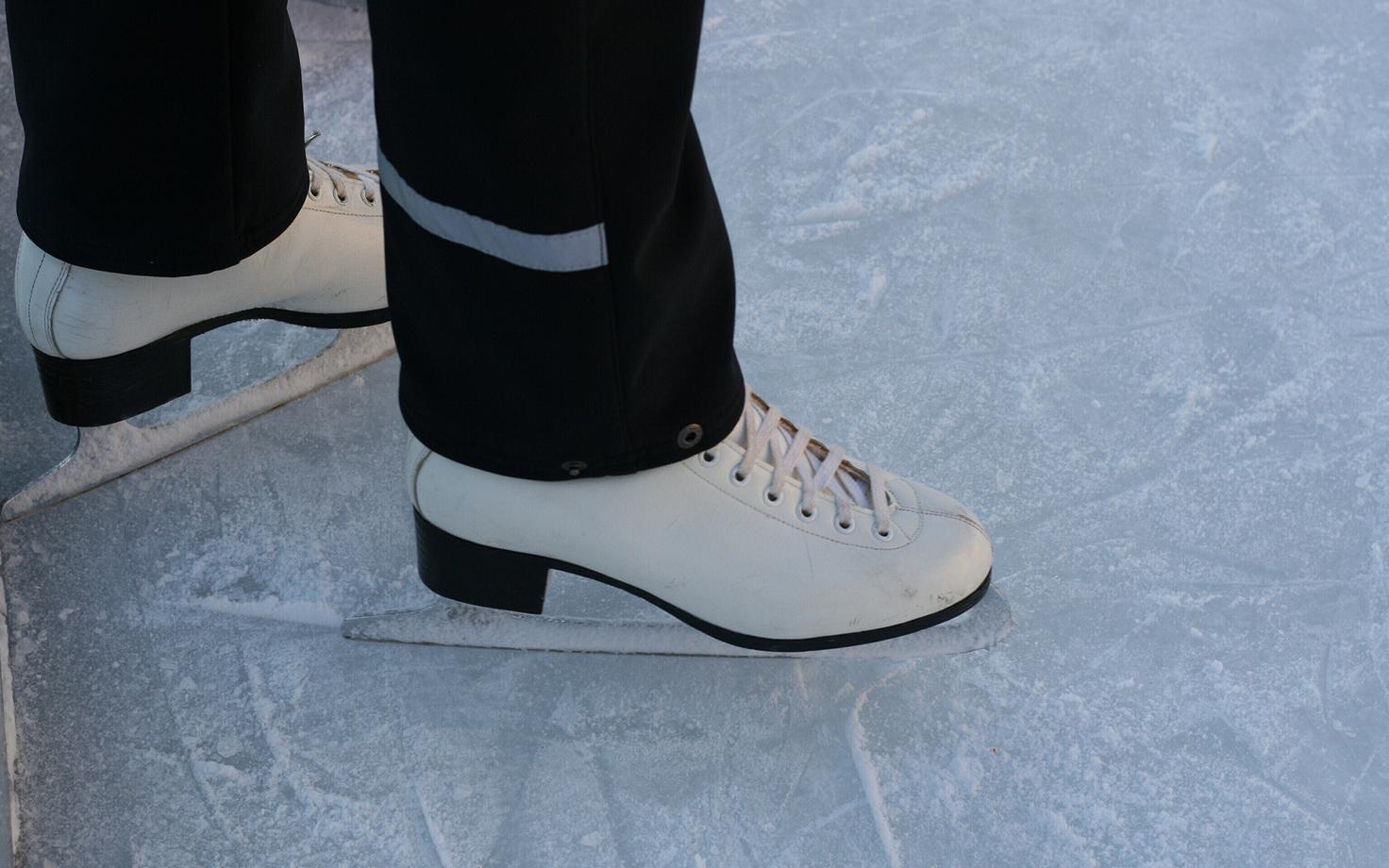 Kiire uisk peaks jääd vähem kündma ja seega paremini libisema.