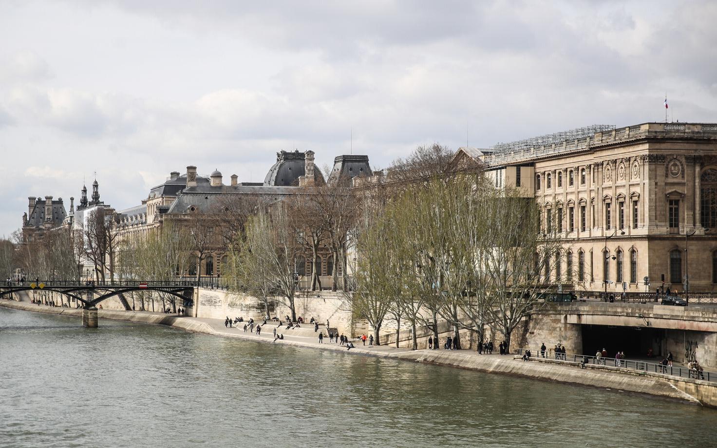 Prantsusmaal Pariisis suurenevad koroonaviiruse epideemiast tingitud piirangud