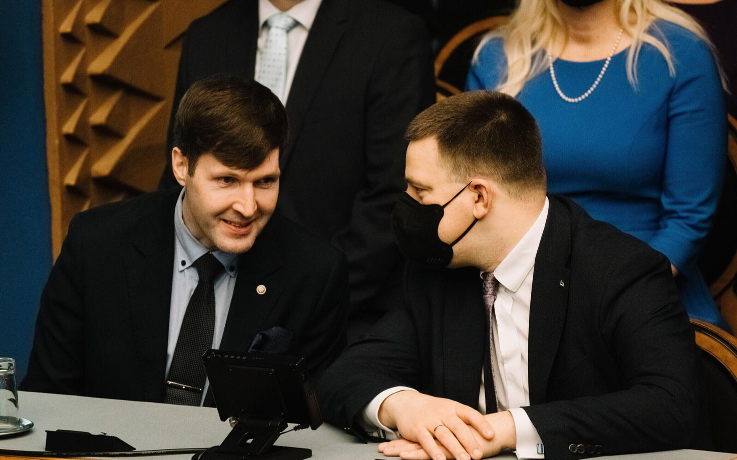 Мартин Хельме и Юри Ратас.