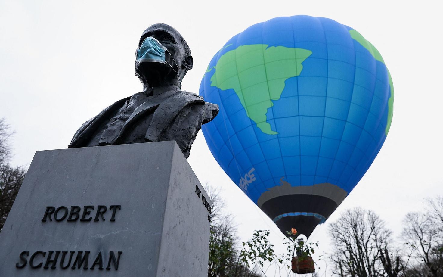 Robert Schumani monument Brüsselis.