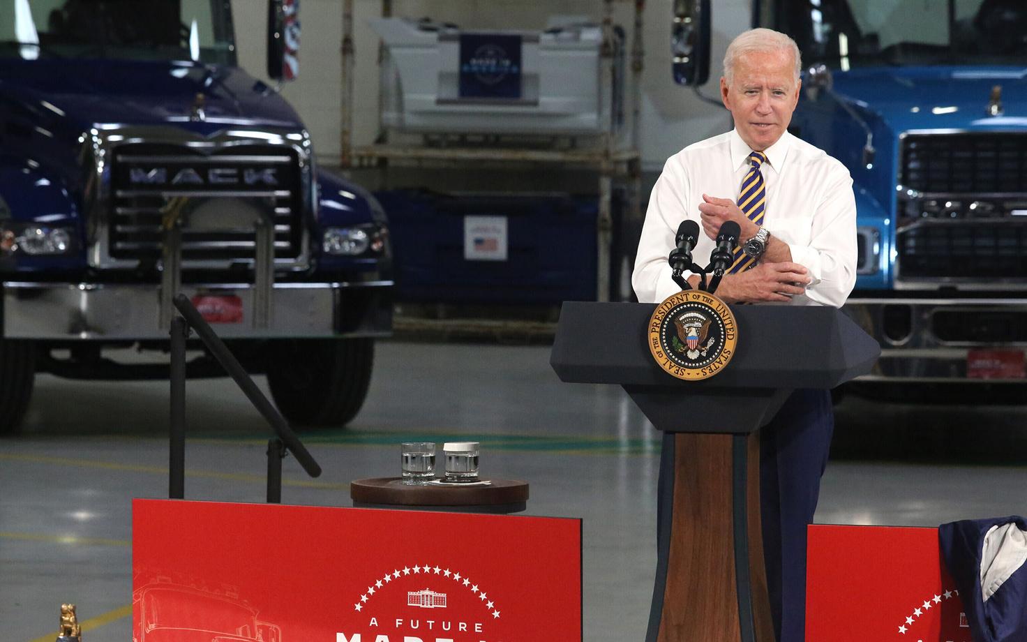 Joe Biden kõnet pidamas