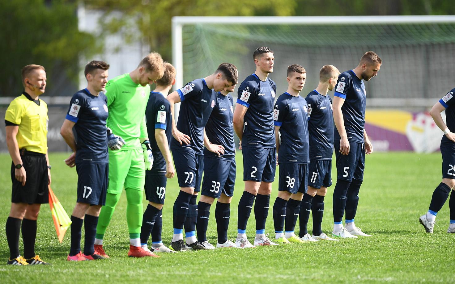 Футболисты