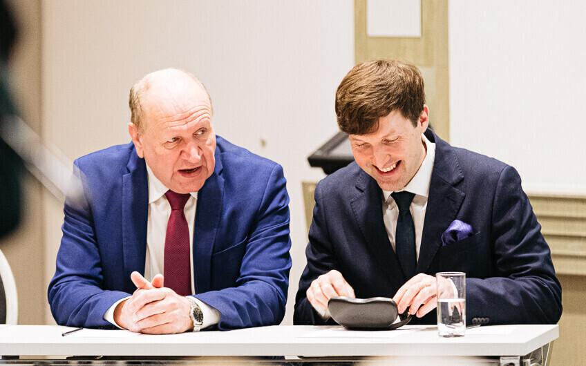 Лидеры EKRE Март и Мартин Хельме.