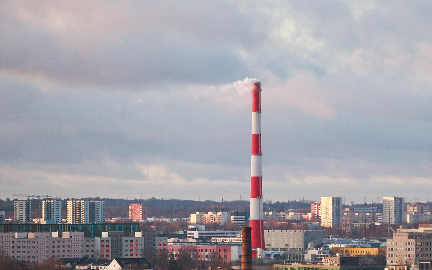 Труба котельной центрального отопления в Таллинне.