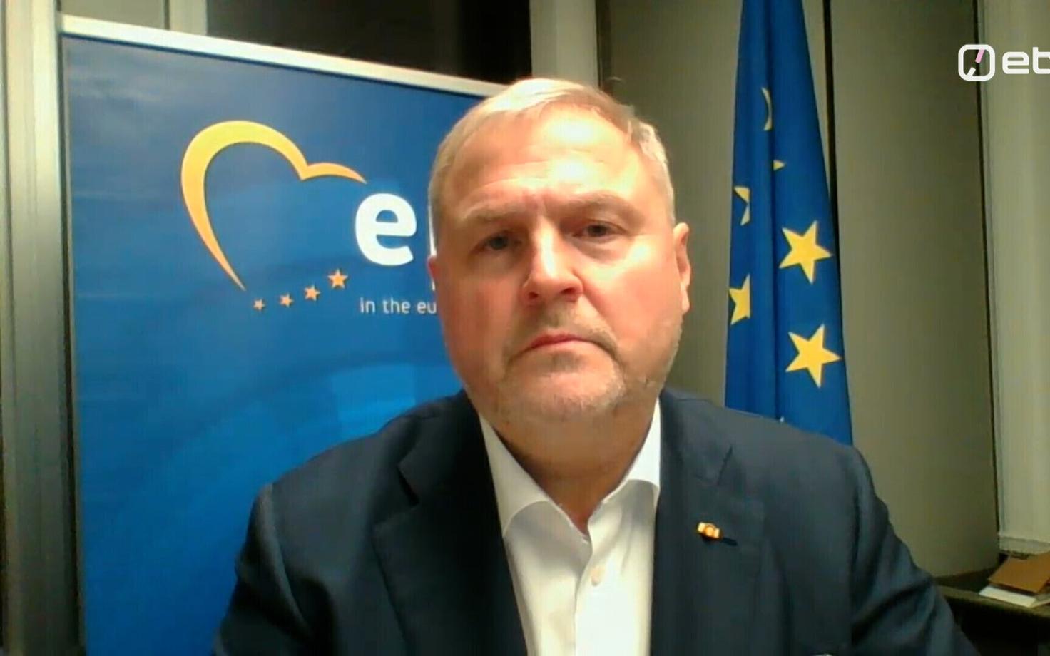 Riho Terras speaking to 'Ringvaade' from Brussels on Wednesday.