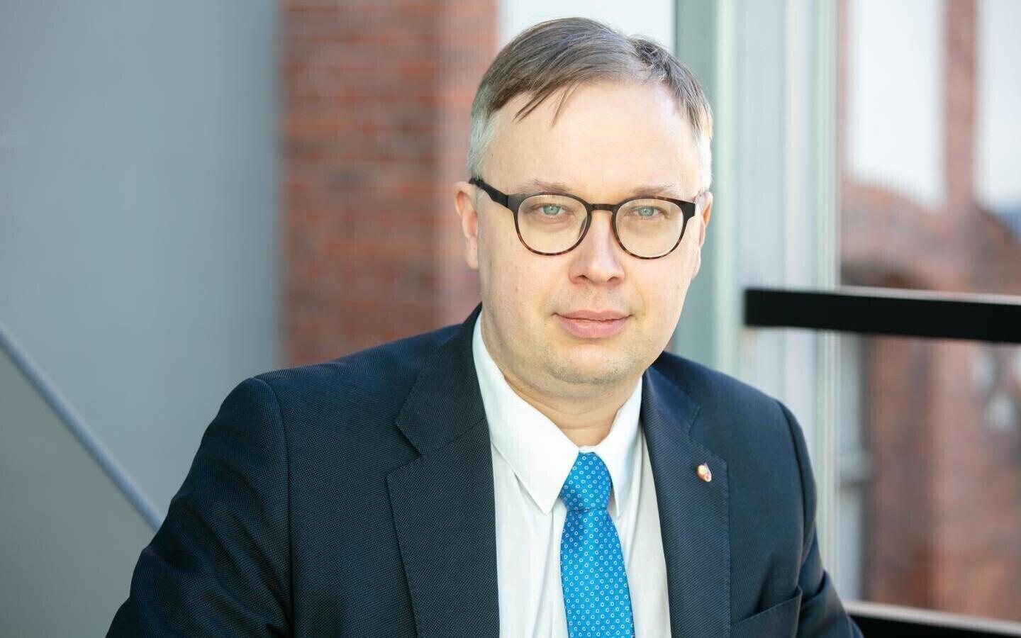 Пеэтер Луйкмель.