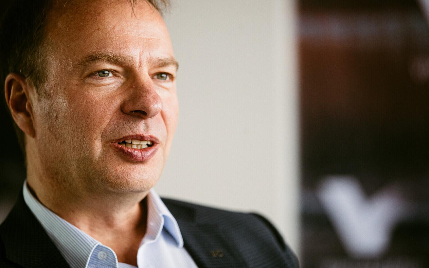 Председатель правления Eesti Energia Хандо Суттер.