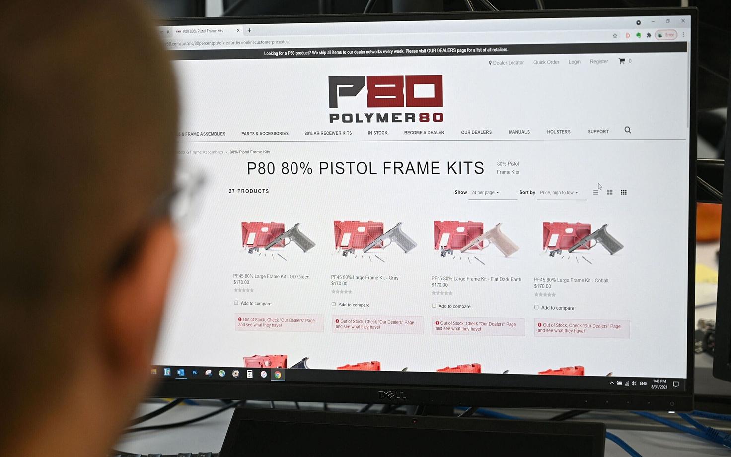 В США детали оружия продают в интернете.