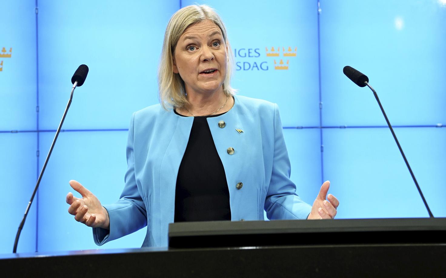 Rootsi peaminister Magdalena Andersson pressikonverentsil peale umbusaldushääletust