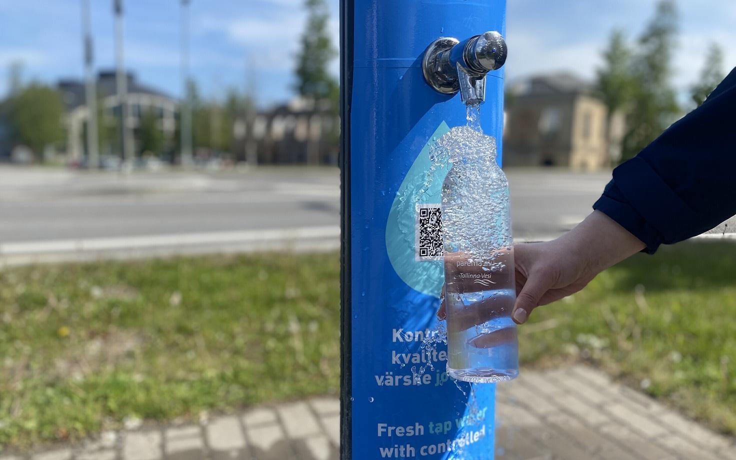 Кран с питьевой водой.