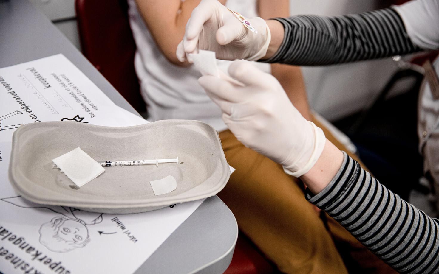 Вакцинация. Иллюстративная фотография.