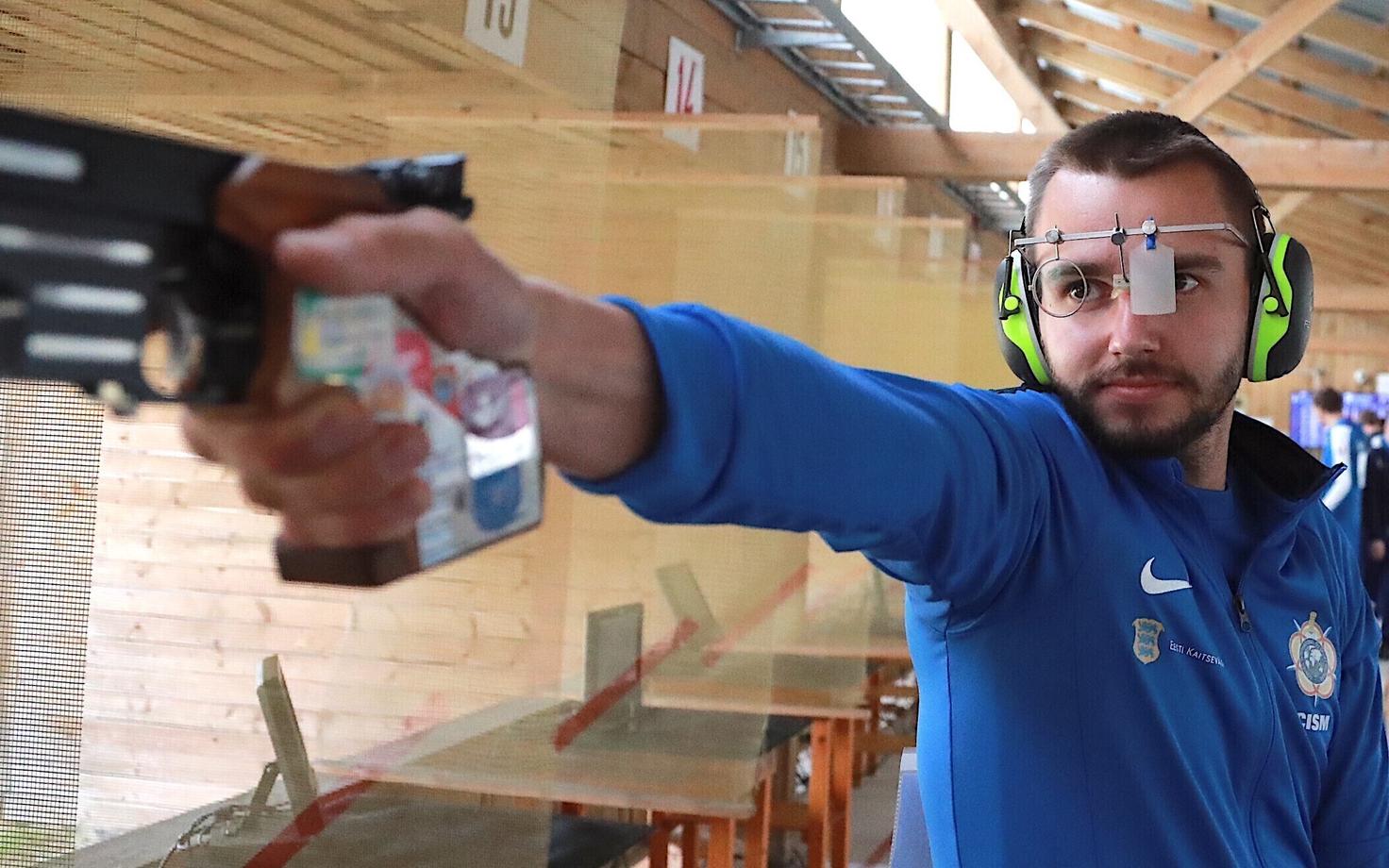 Пеэтер Олеск.