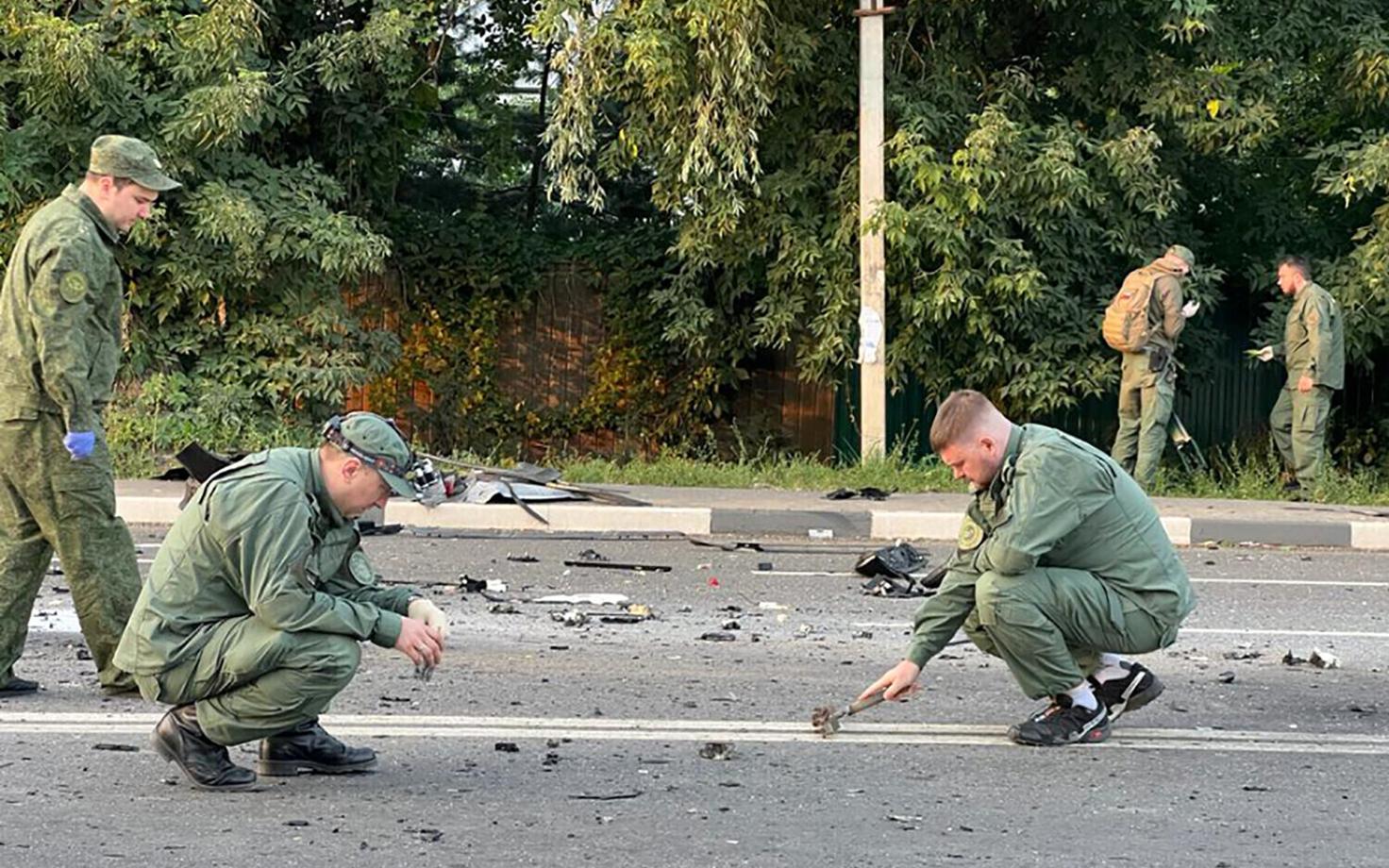 Российские следователи изучают место гибели Дарьи Дугиной.