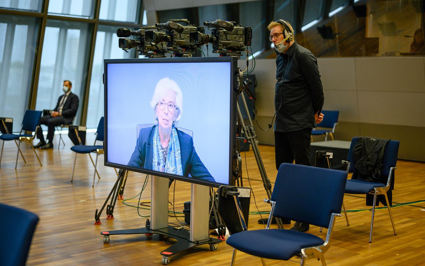 Президент Европейского центрального банка Кристин Лагард на пресс-конференции.