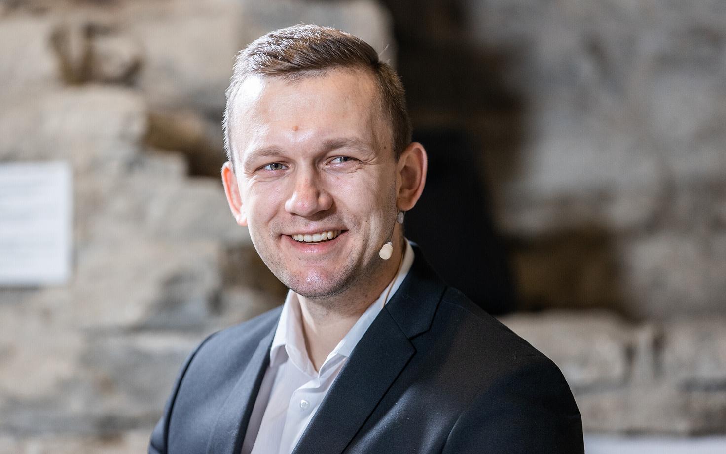 Максим Ильин.