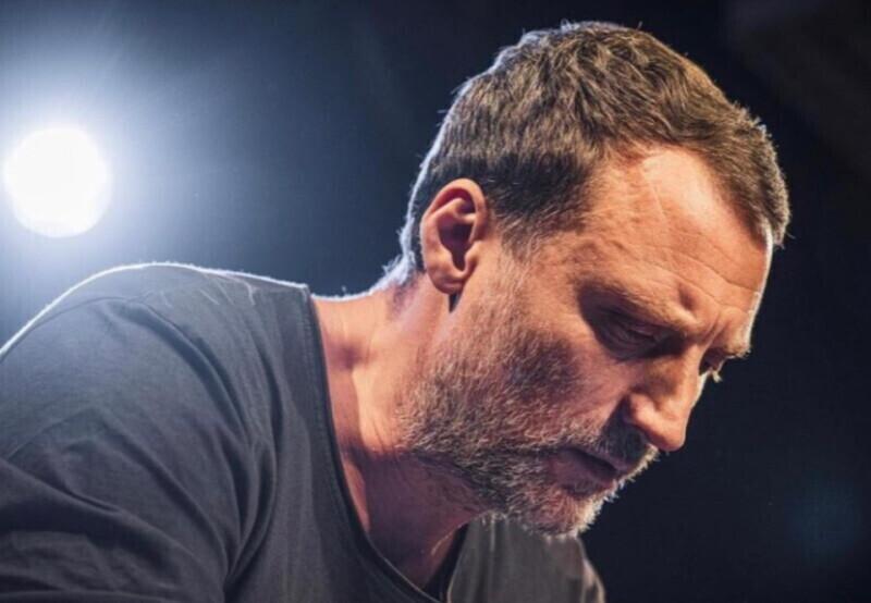 Анатолий Белый