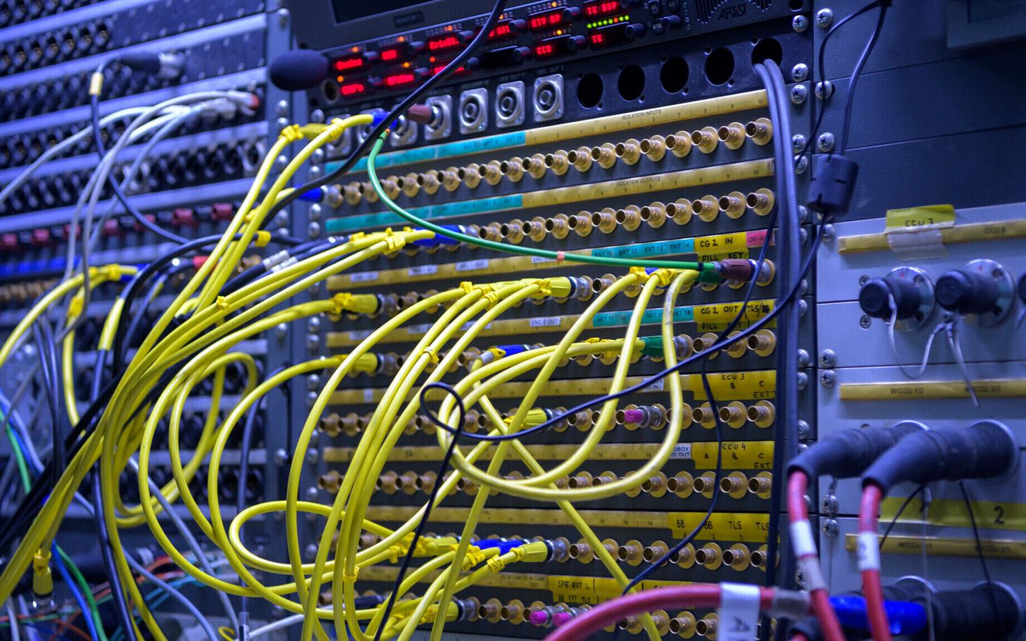 Кабели связи.