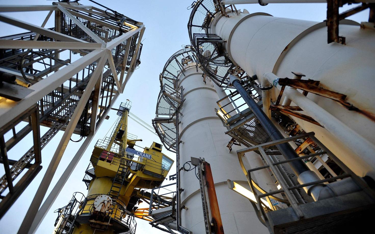 Буровая платформа.