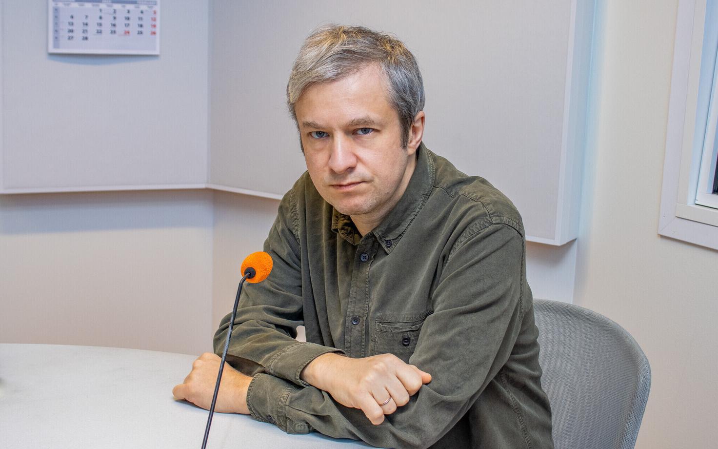 Антон Долин