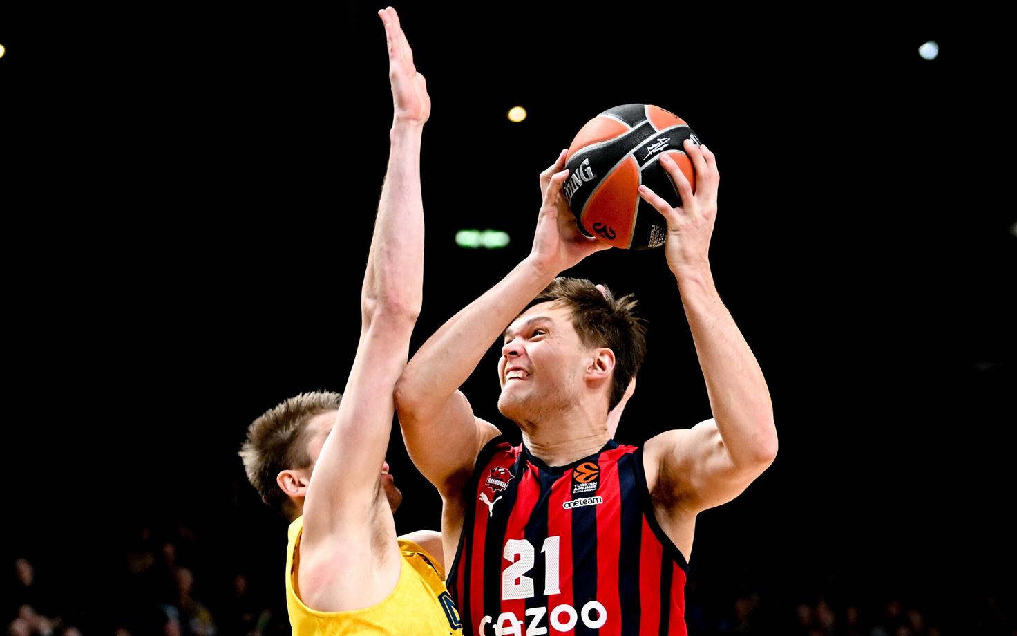 Maik-Kalev Kotsar palliga