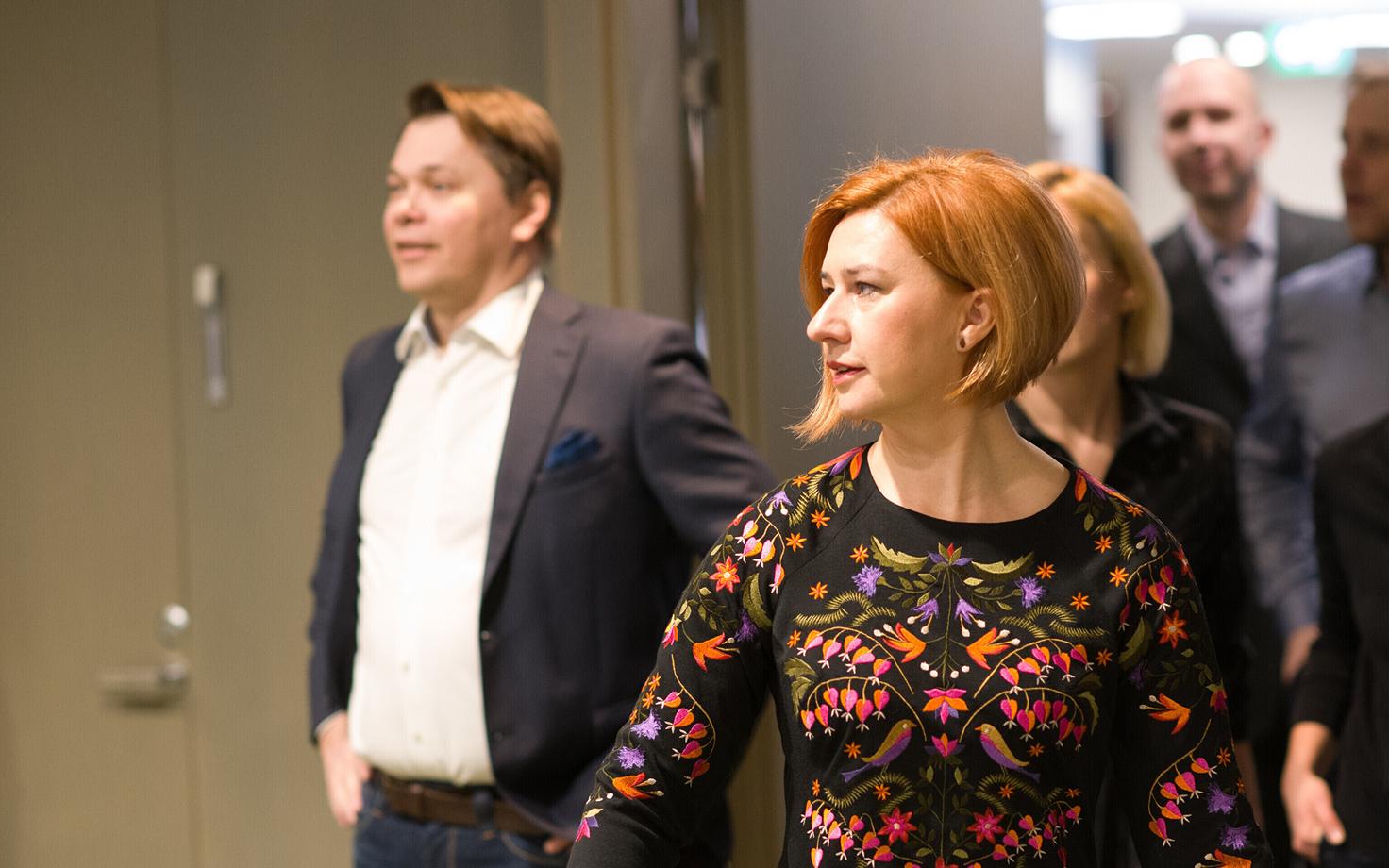 Лавли Перлинг,