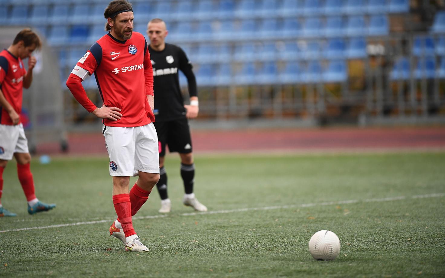 Денис Дедечко ярко проявил себя в Нарве.