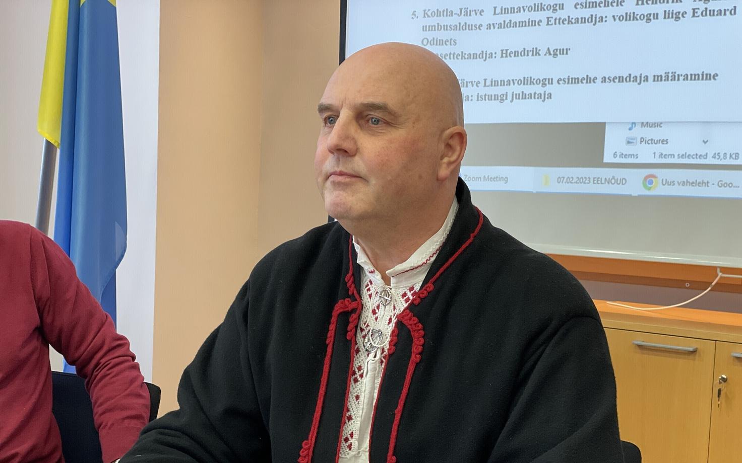 Hendrik Agur 2023. aasta veebruaris Kohtla-Järve linnavolikogu istungil.