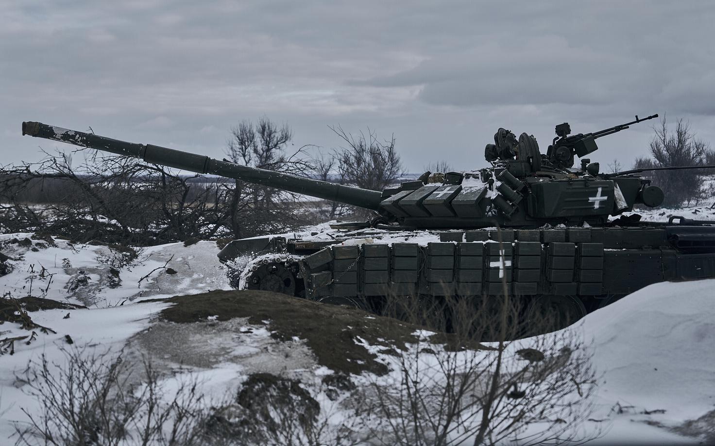 Ukraina tank Bahmuti rindel